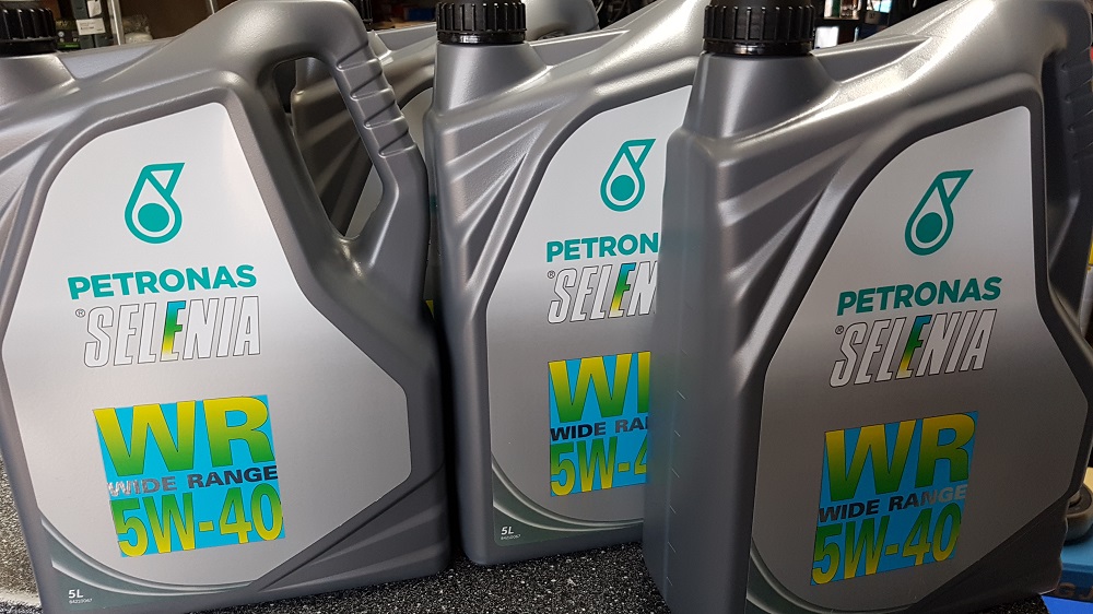 Selenia WR 5W40 5L - kópia (2).jpg