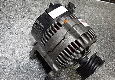 Alternátor BOSCH 0123320018 (14V/90A)