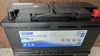 Akumulátor EZ850 100Ah EFB