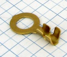 Očko neizolované   8,4 mm mosadzné 2-4mm  