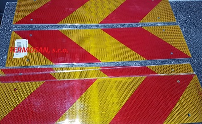 Tabuľa reflexná AL - nákl.auto 130x565 sada
